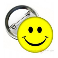 Gülen Yüz Rozetler 50 Li